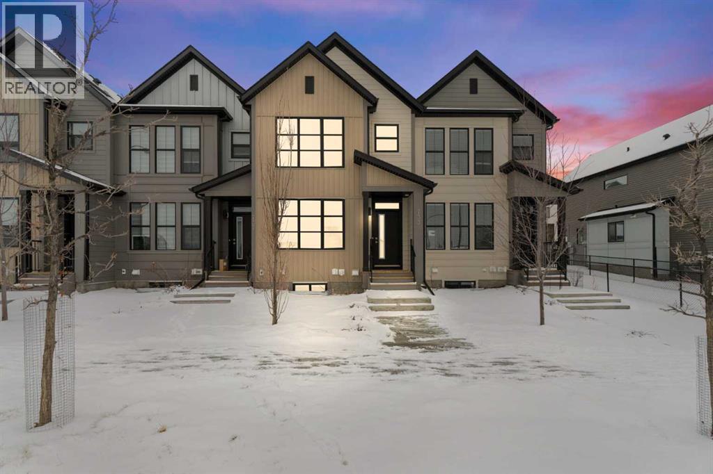 733 South Point Gate SW