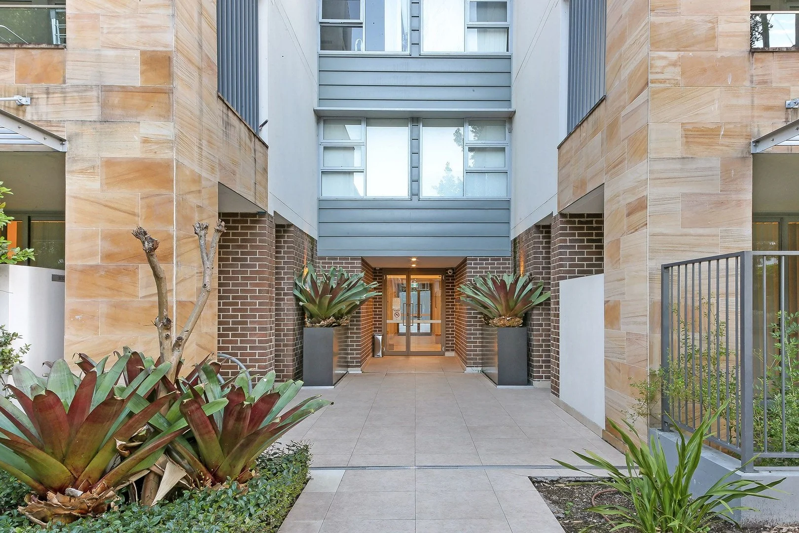 CG06/11-27 Cliff Rd., Epping NSW 2121