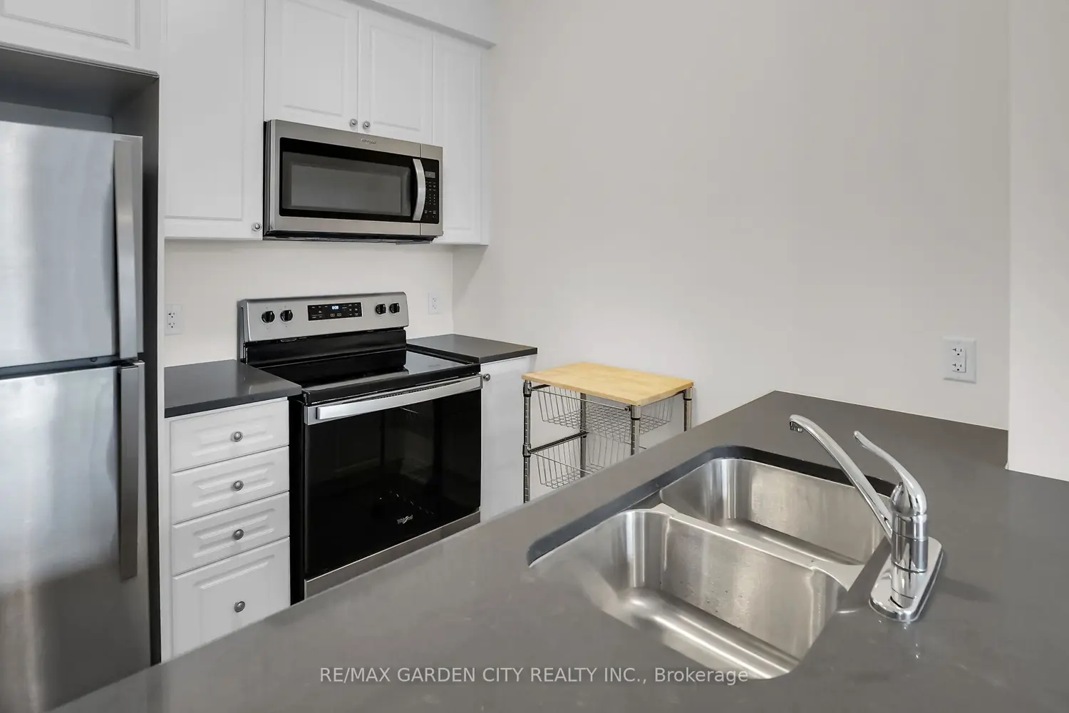 Additional image 8 of 16 Concord Place 431