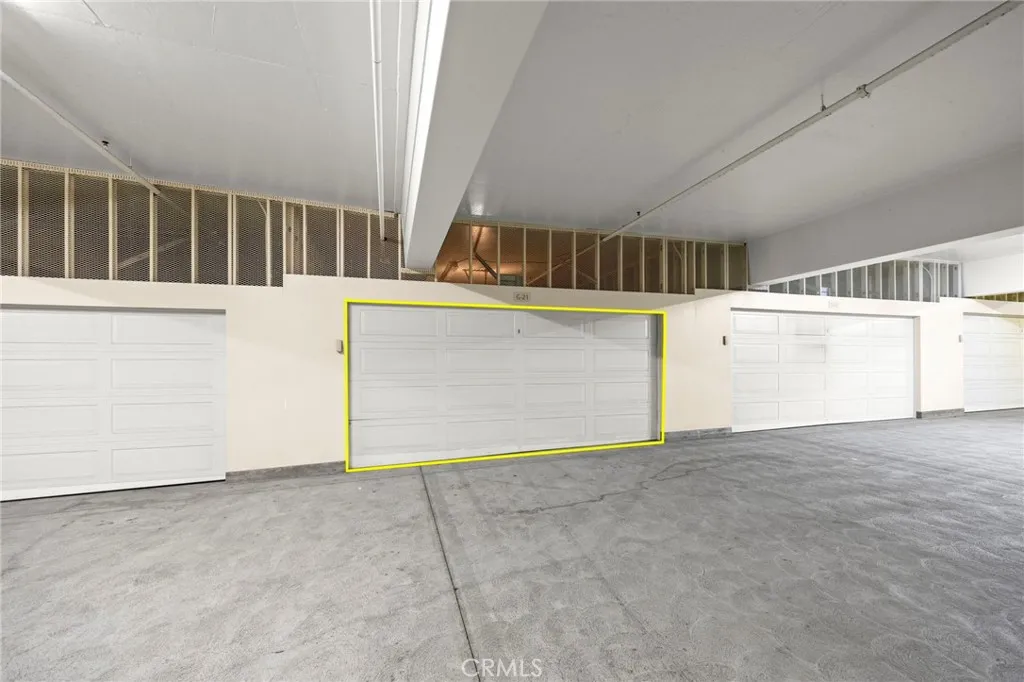 Additional image 38 of 401 Bernard Street Unit 211, Costa Mesa, CA 92627