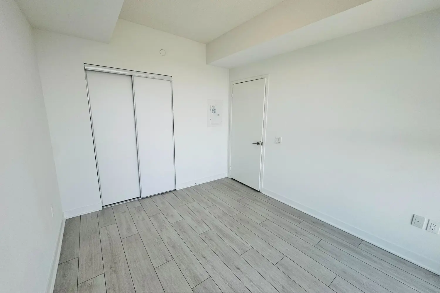 Additional image 11 of 260 Malta Avenue Unit 1106