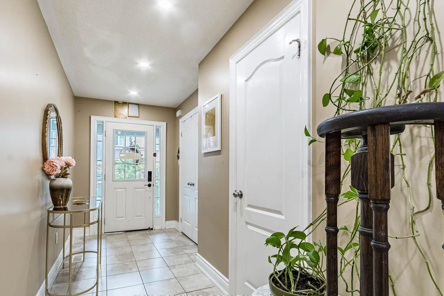 Additional image 3 of 1035 Victoria Road 143