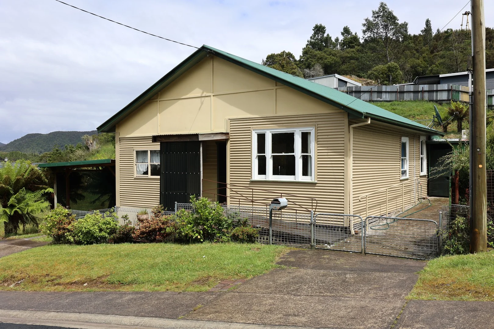 4 Bowes Street, Queenstown TAS 7467