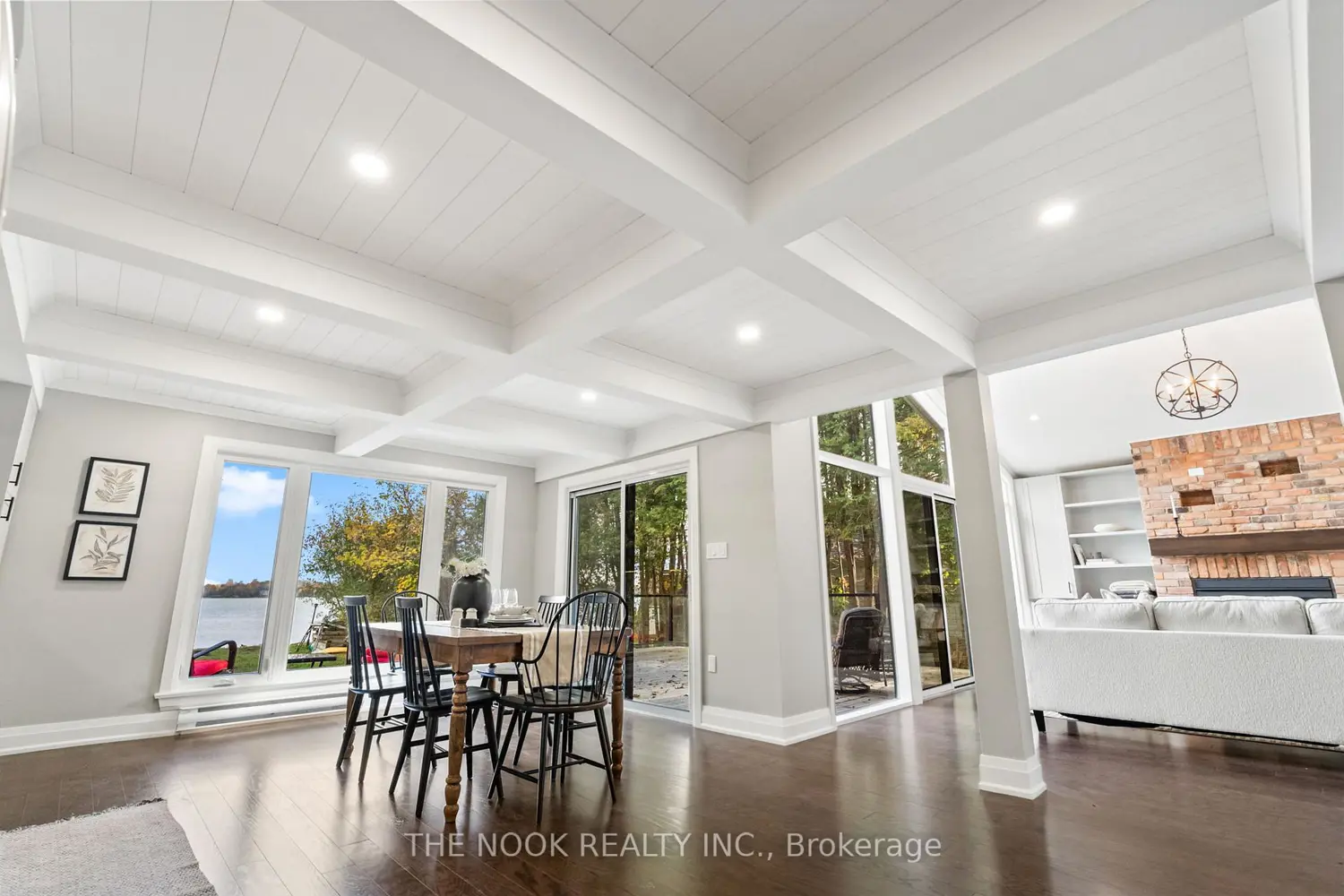 Additional image 4 of 55 Honey's Beach Road