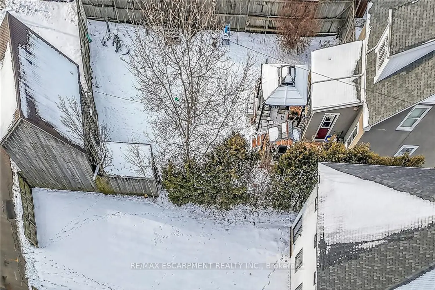 Additional image 17 of 45 A Howard Street