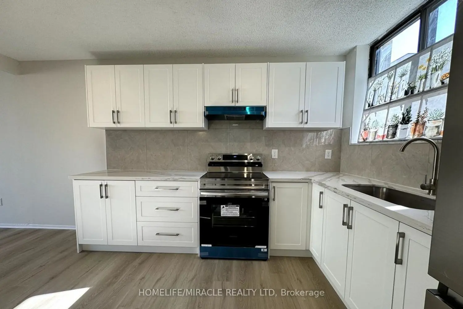 Additional image 2 of 665 Kennedy Road 303