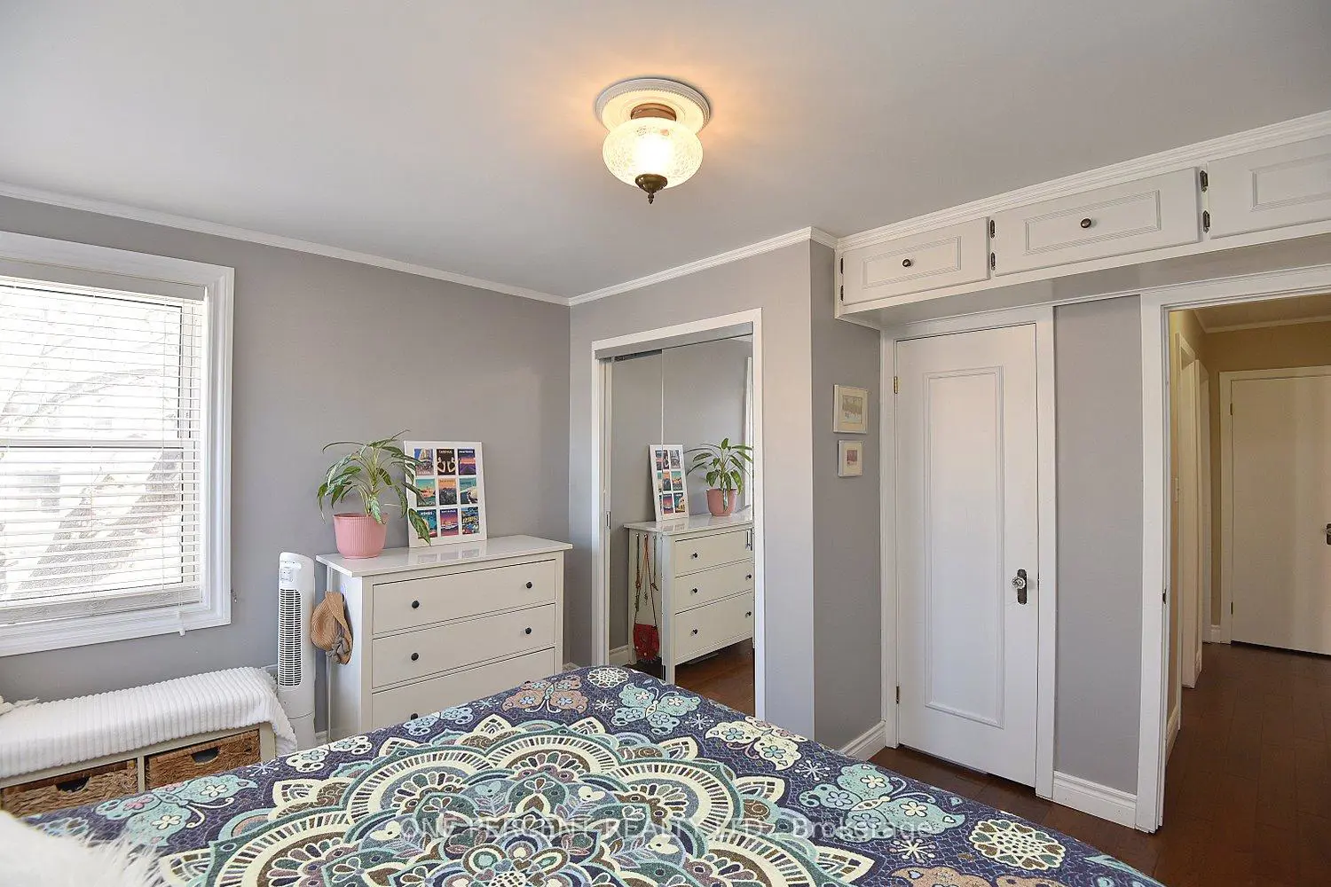 Additional image 11 of 1351 Lakeshore Road 16