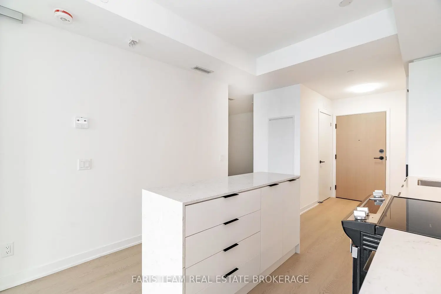 Additional image 5 of 31 Huron Street 412