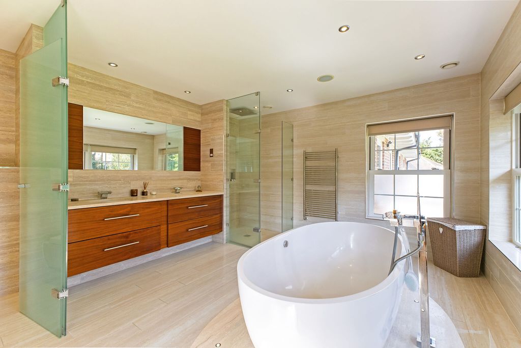 Additional image 10 of 8 bed detached house for saleOakfield Road, Harpenden AL5