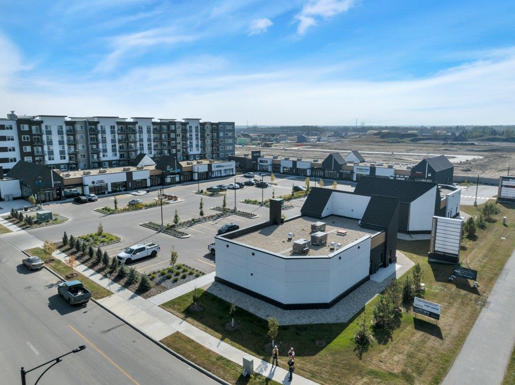 Additional image 4 of 5345 Edgemont Boulevard NW, Edmonton, AB, T6M3C6