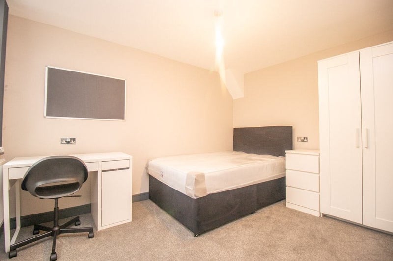 Room in a Shared House, London, NW1, N1 7GU