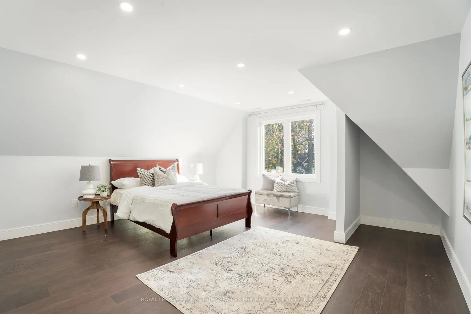 Additional image 13 of 1029 Lorne Park Road