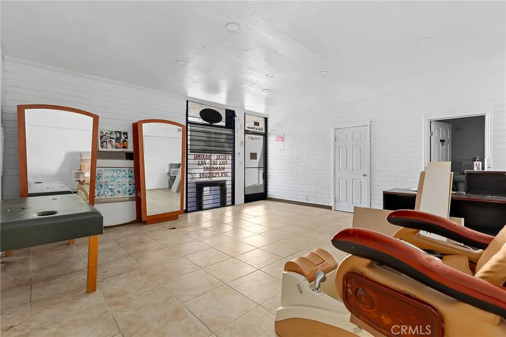 Additional image 32 of 2010 W Lincoln Avenue, Anaheim, CA 92804