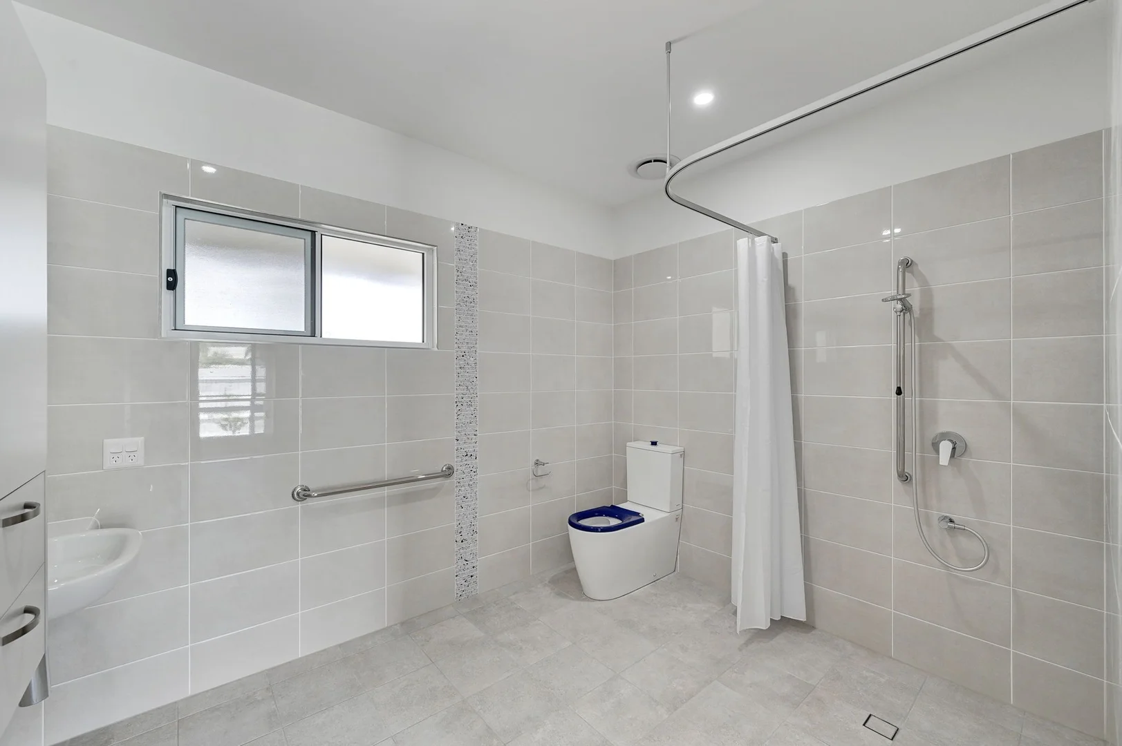 Additional image 5 of 31 SANTAL DRIVE, Rasmussen QLD 4815