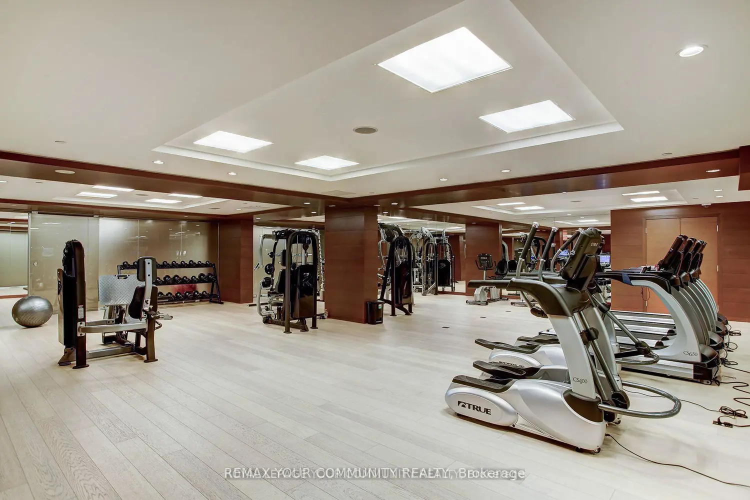 Additional image 16 of 39 Queens Quay 1109