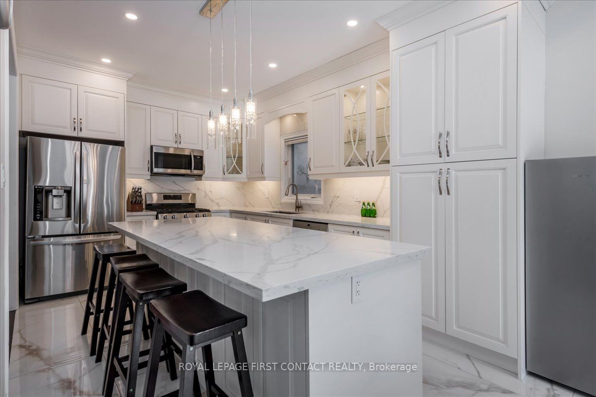 Additional image 5 of 136 Noble Drive, Bradford West Gwillimbury, ON, L3Z 2A5