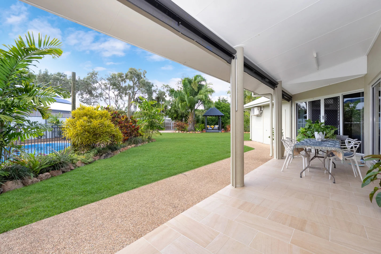 5 Hickory Court, Bushland Beach QLD 4818