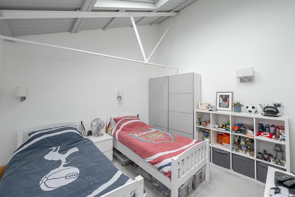 Additional image 18 of Sutton Road, St. Albans