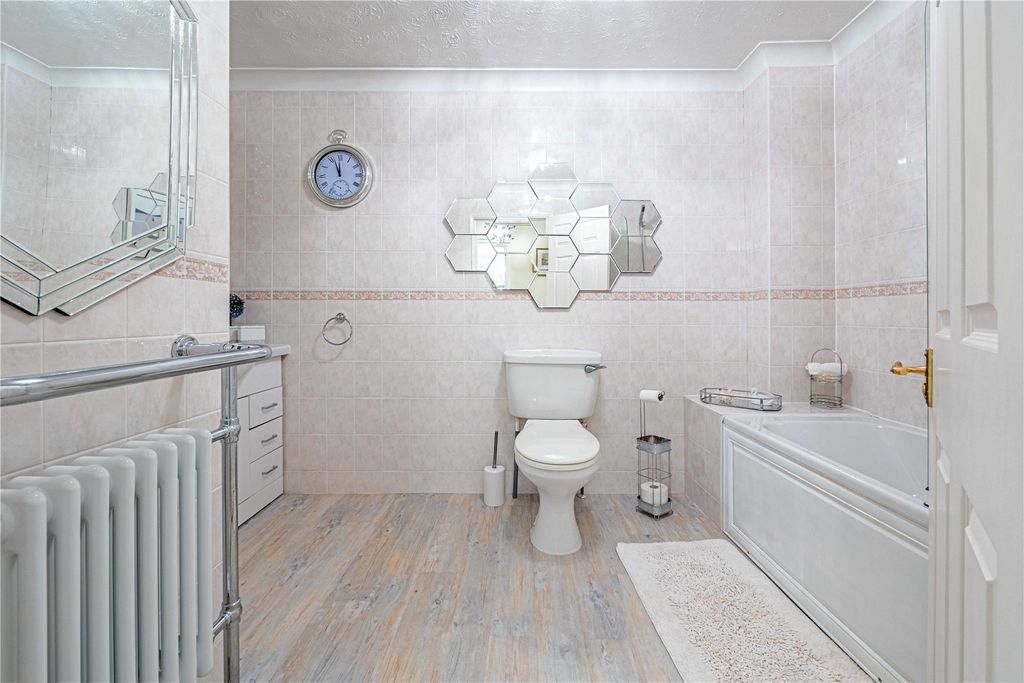 Additional image 13 of Land for saleRucklers Lane, Kings Langley, Hertfordshire WD4