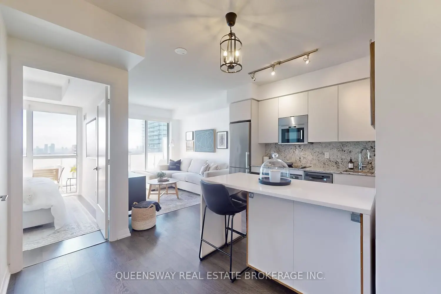 Additional image 6 of 101 Erskine Avenue 1605