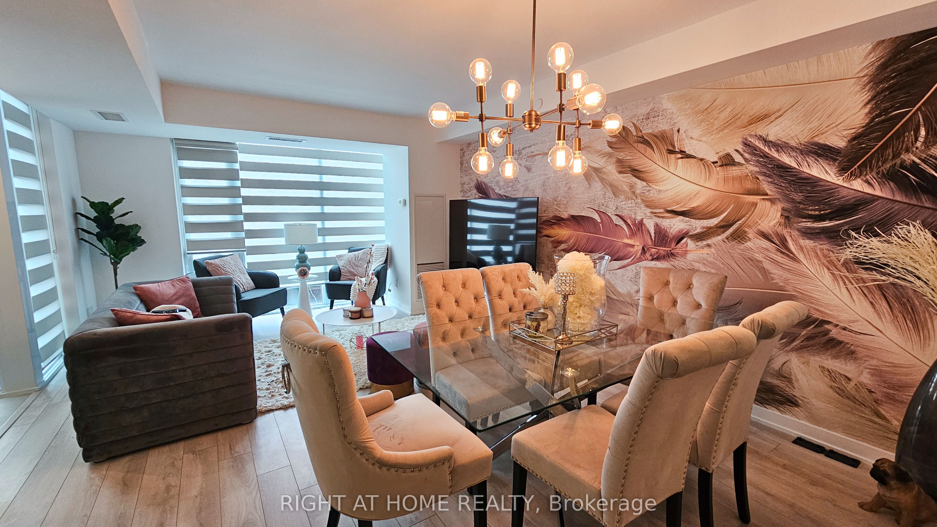 Additional image 4 of 101-118 Varna Drive, Toronto, ON, M6A 1N3
