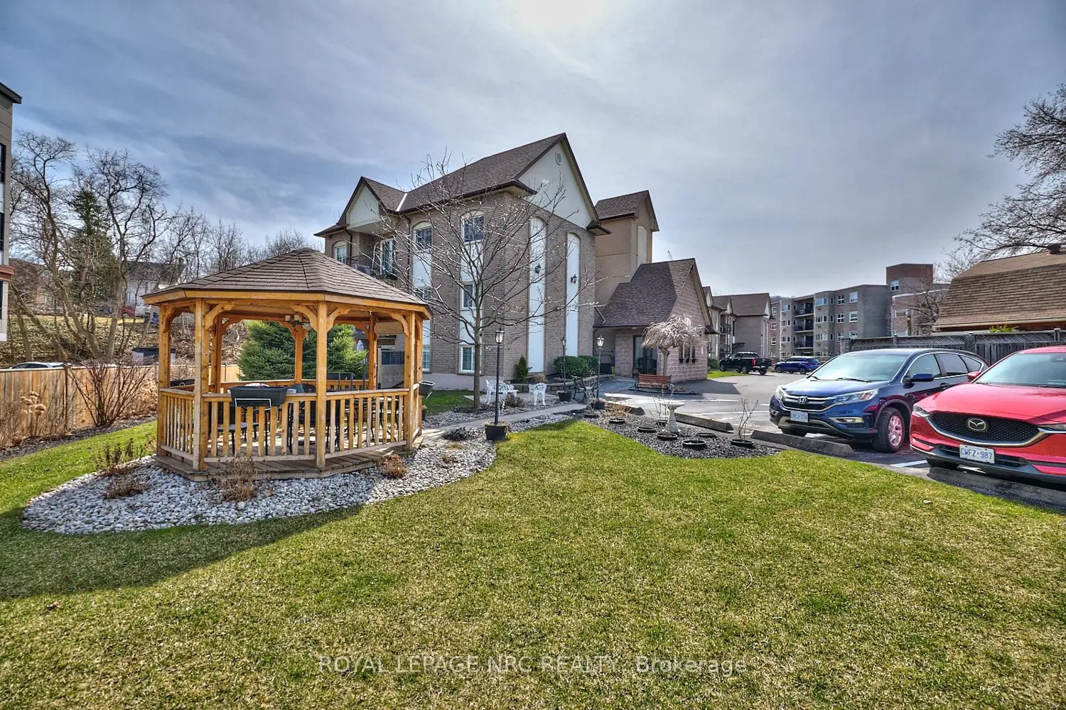 Additional image 19 of 20 John Street 109