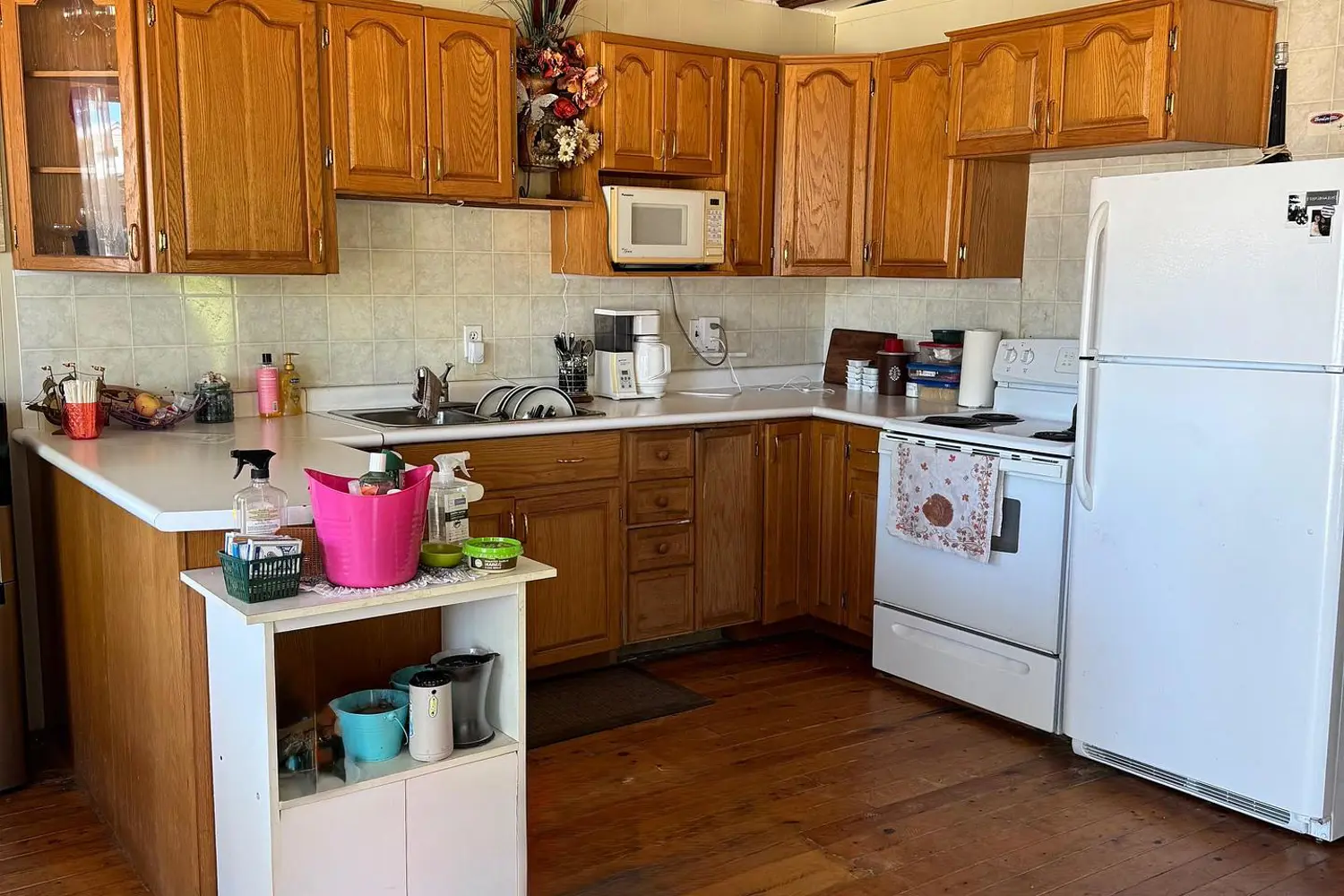 Additional image 6 of 9924 Lake Road