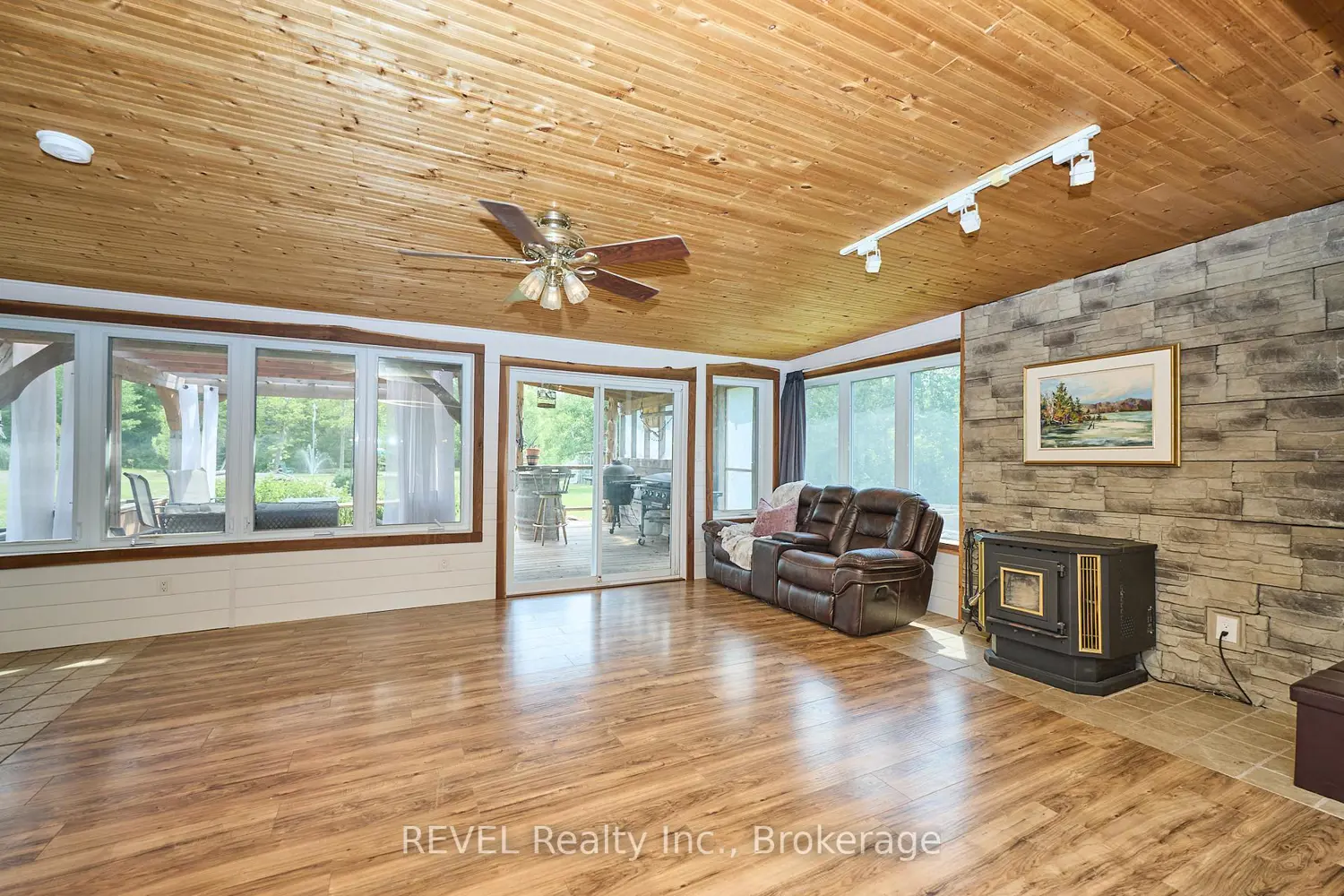 Additional image 7 of 740 Highway 20