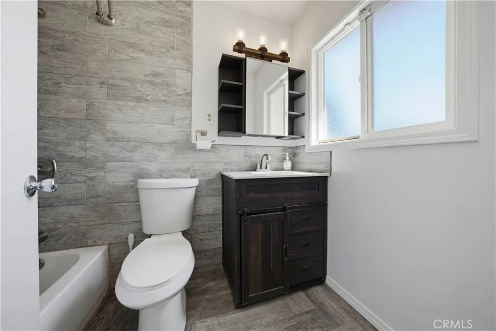 Additional image 73 of 368 E 231st St, Carson, CA 90745