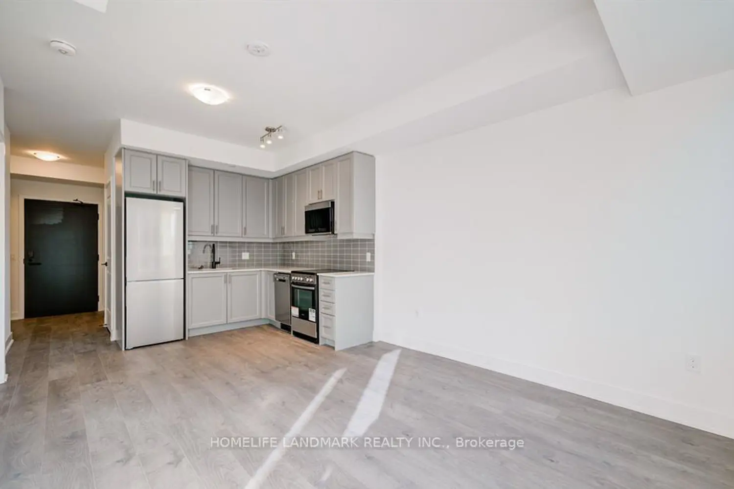 Additional image 9 of 2333 Khalsa Gate 313