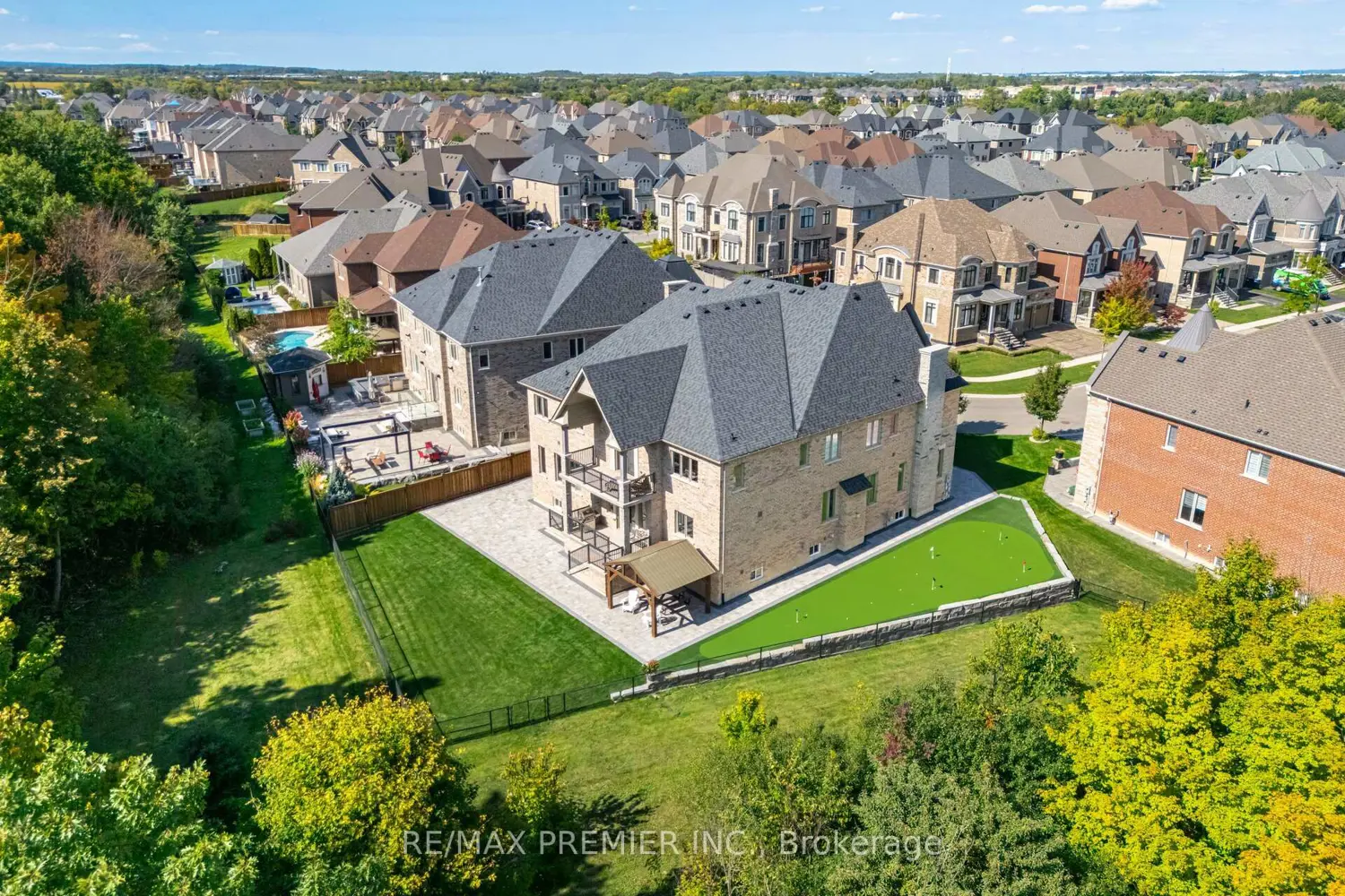 Additional image 20 of 18 Erintown Crescent