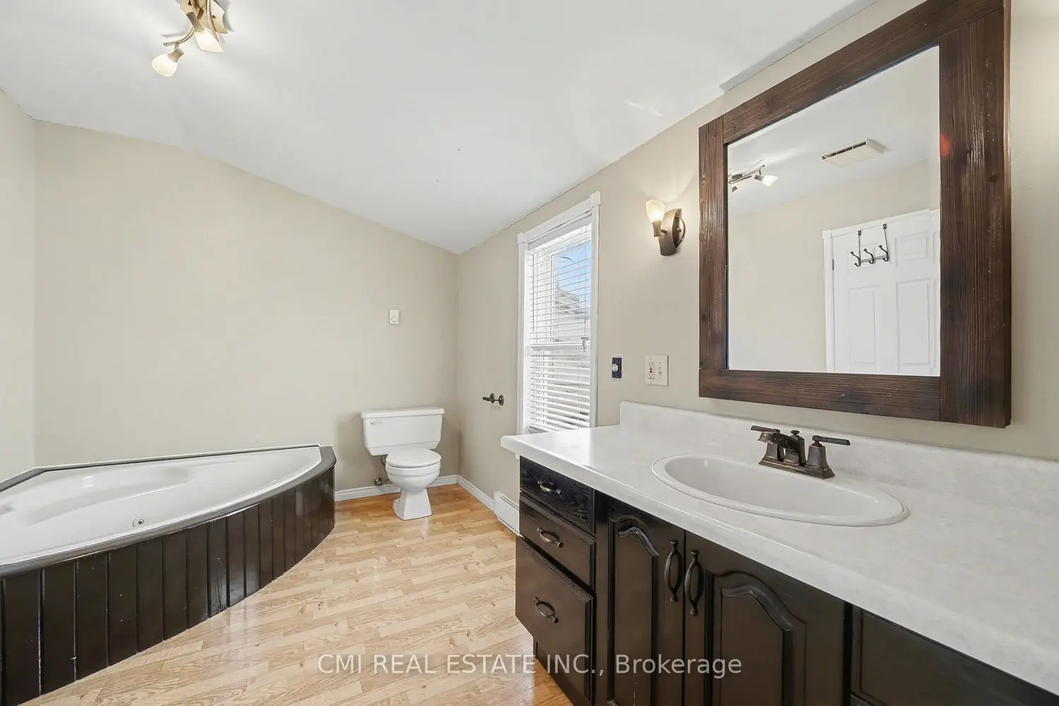 Additional image 12 of 76 Main Street