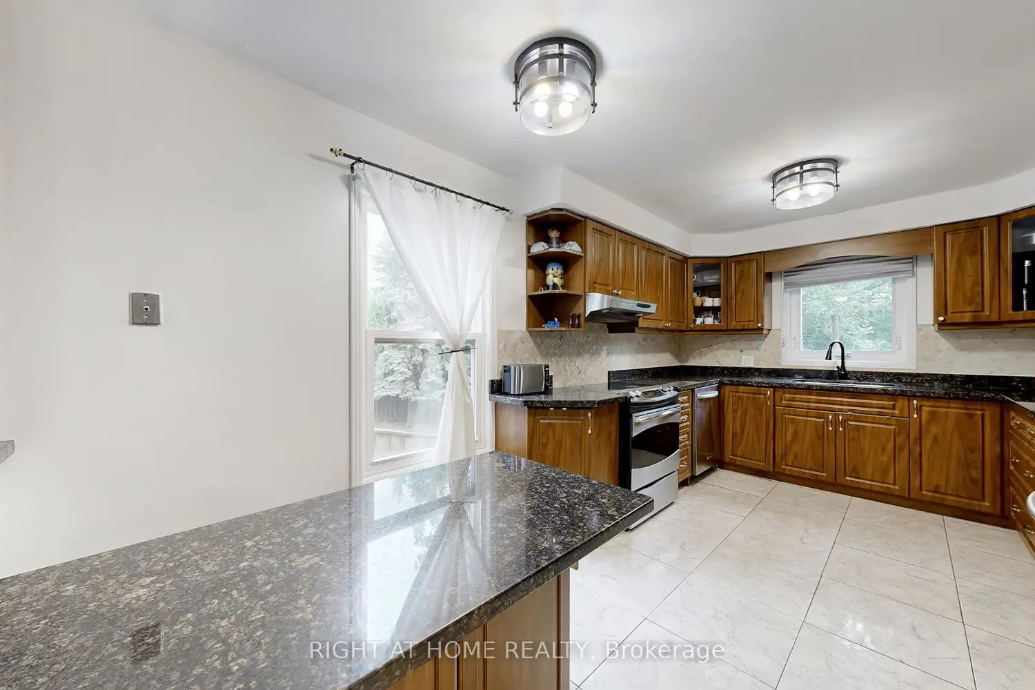 Additional image 3 of 52 Breckonwood Crescent