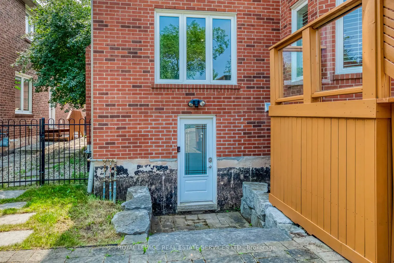 Additional image 19 of 1387 Bayshire Drive