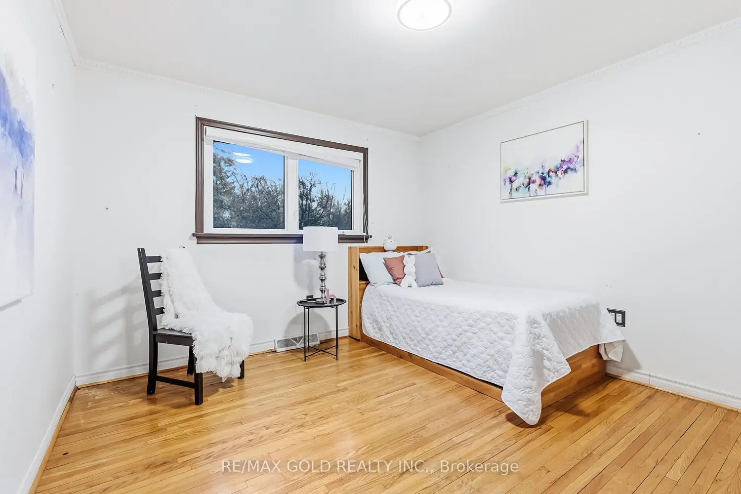 Additional image 10 of 5921 Scott Street