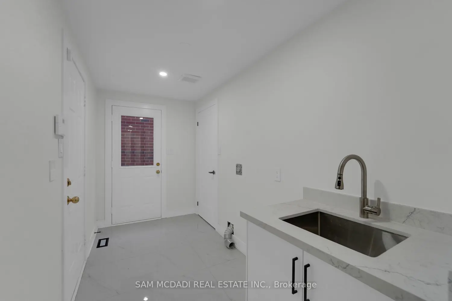 Additional image 9 of 17 Ferncastle Crescent