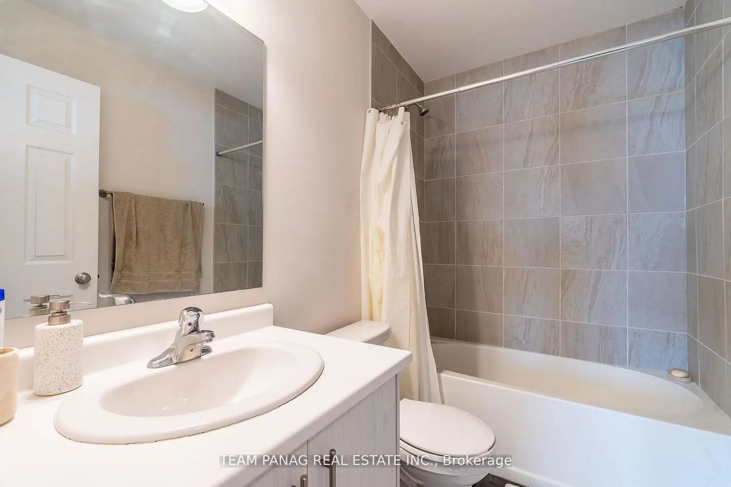 Additional image 18 of 677 Park Road 126