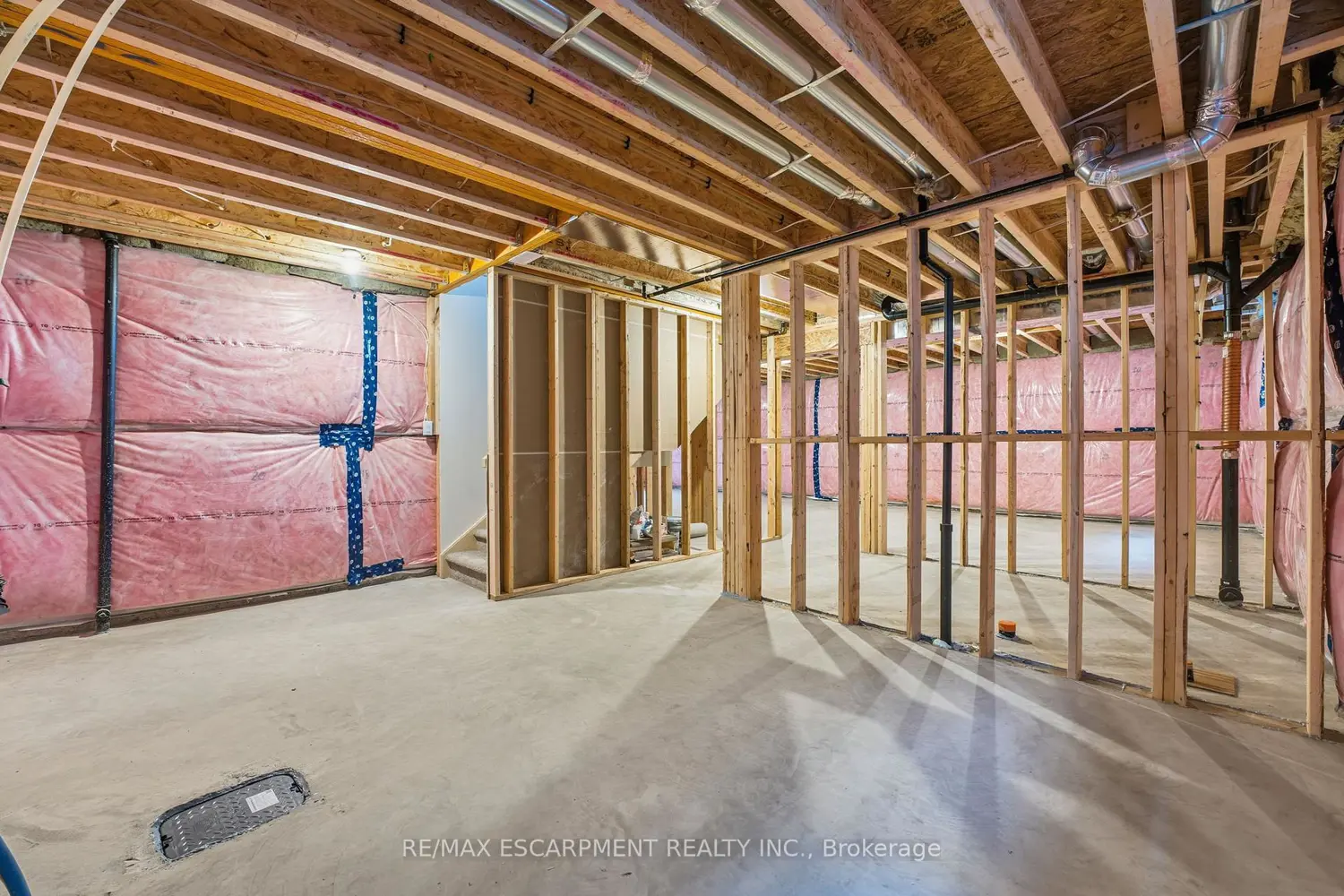 Additional image 17 of 102 Oak Avenue