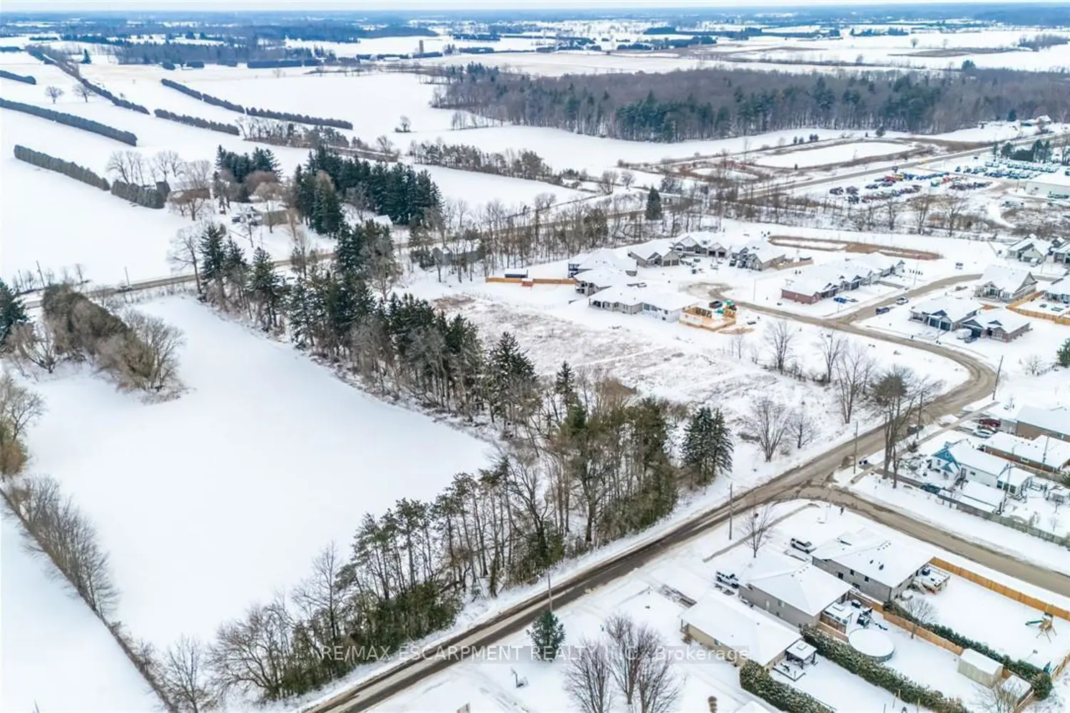 Additional image 19 of 211 Thompson Road