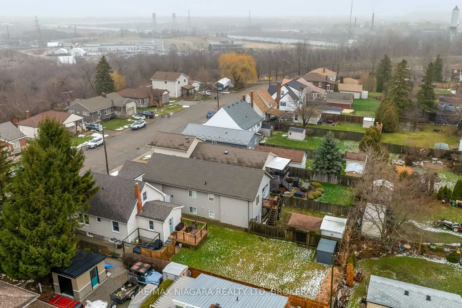 Additional image 14 of 30 Ball Avenue