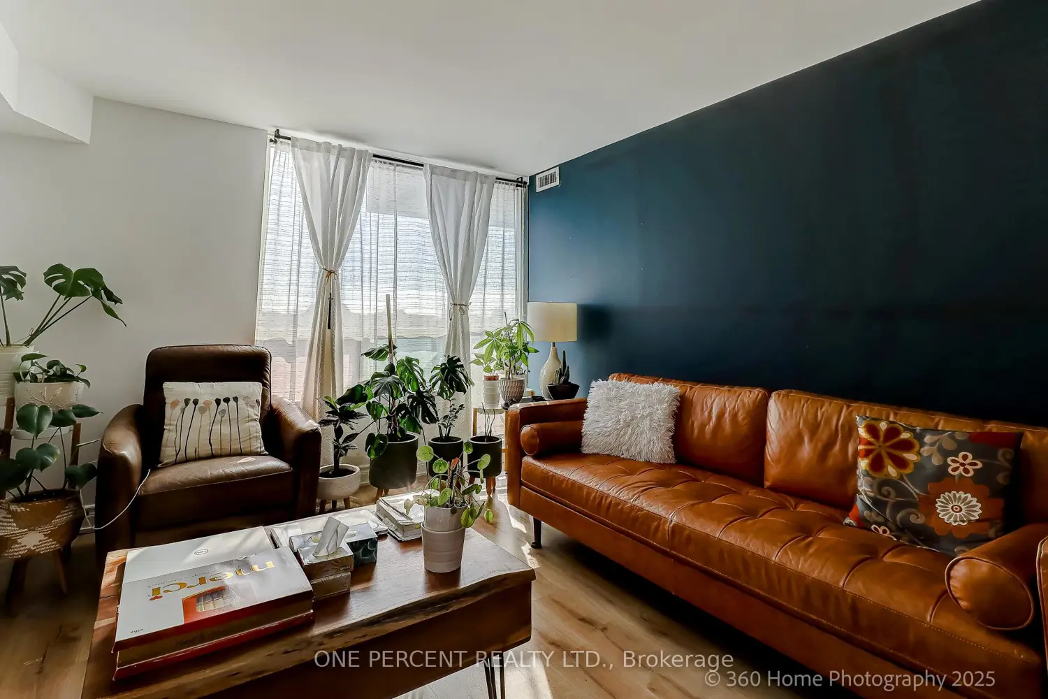 8 Covington Road 803