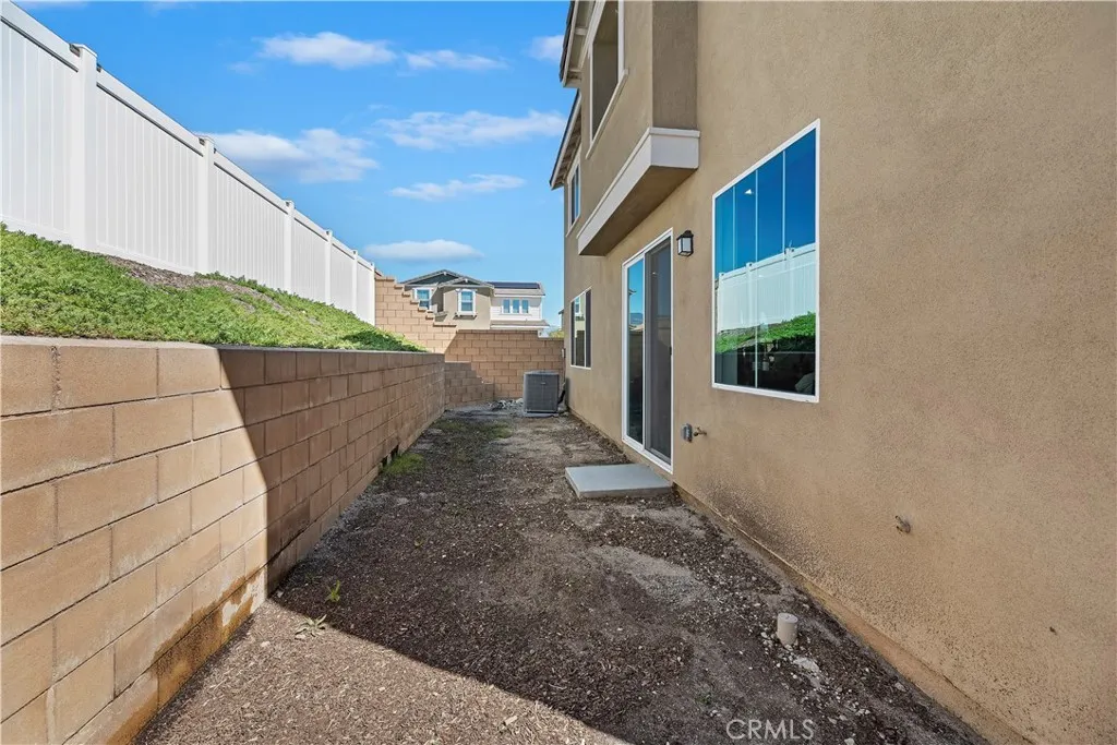 Additional image 97 of 364 Castaic Way, Rialto, CA 92377