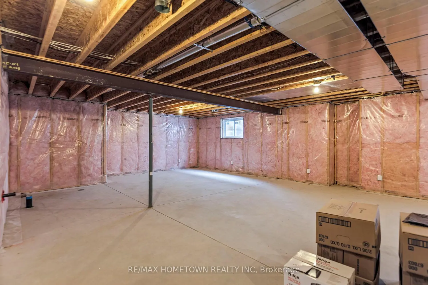 Additional image 10 of 1124 Mcclure Crescent