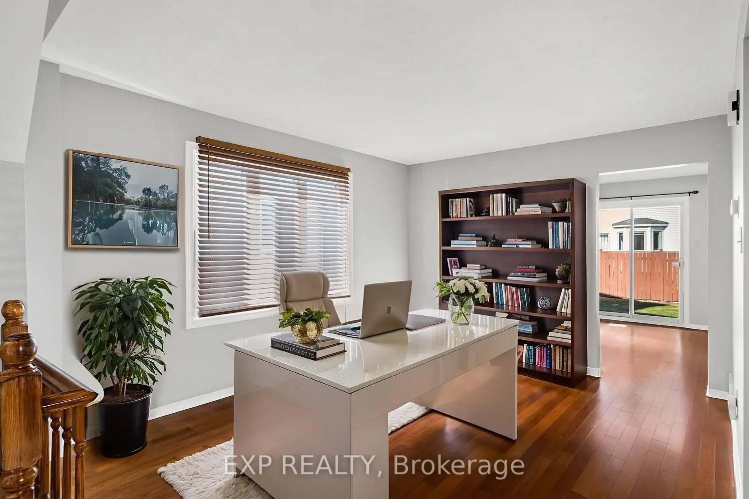 Additional image 10 of 32 Peacock Crescent