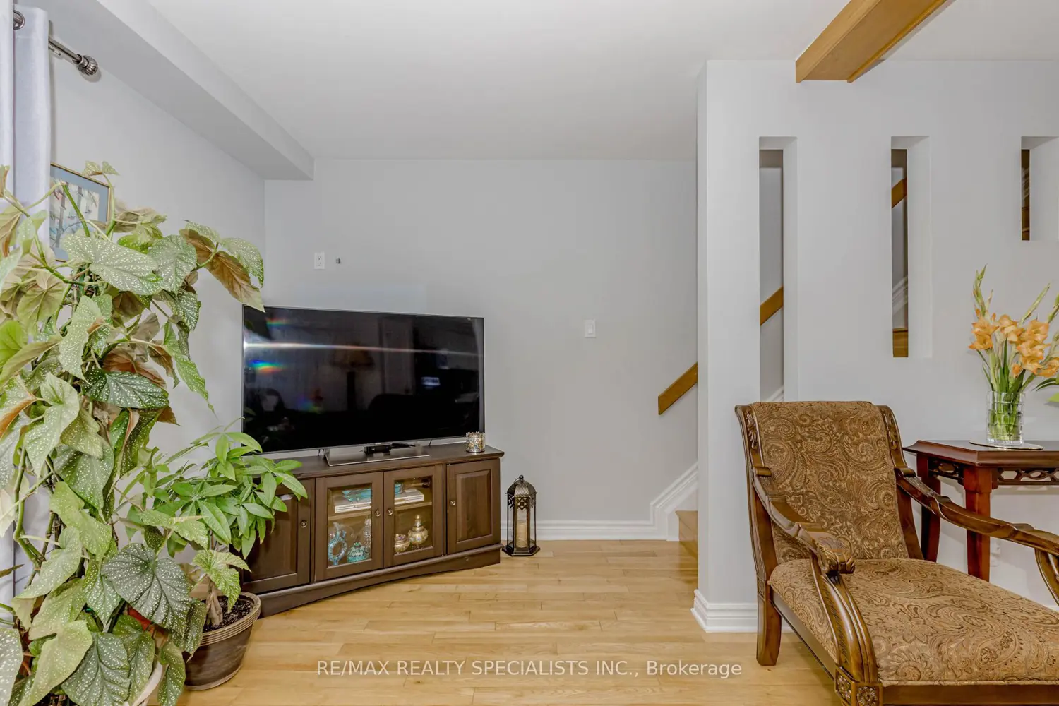 Additional image 6 of 8136 Coventry Road 66