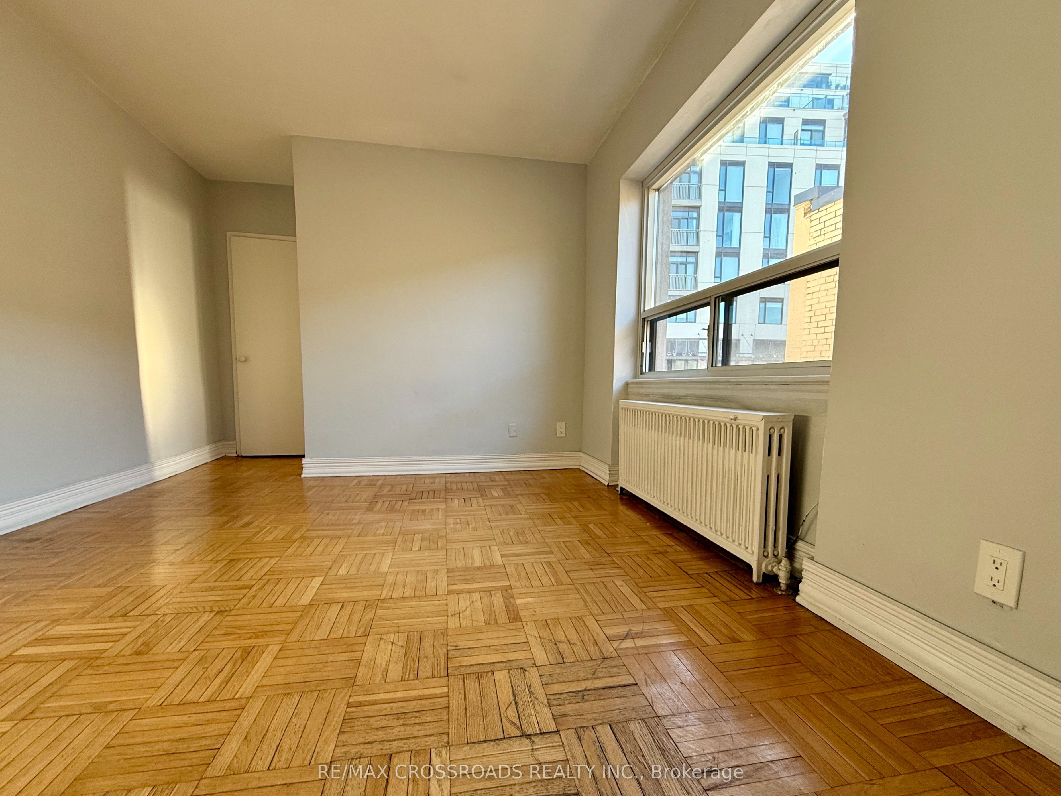Additional image 2 of 113-2770 Yonge Street, Toronto, ON, M4N 2J3