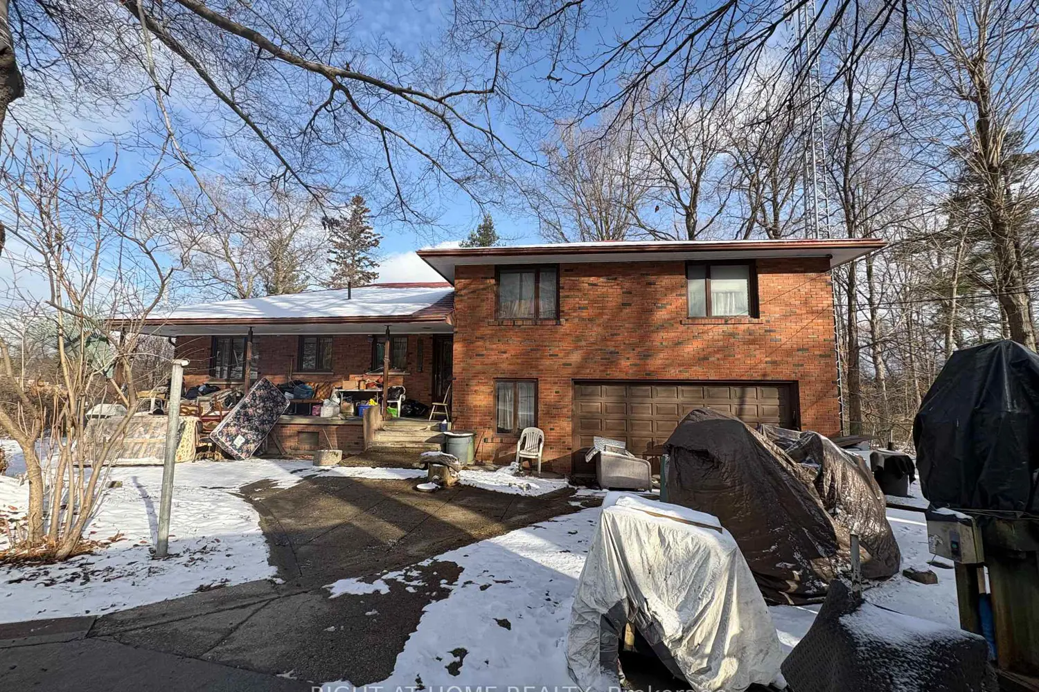 5991 Rutherford Road photo 4