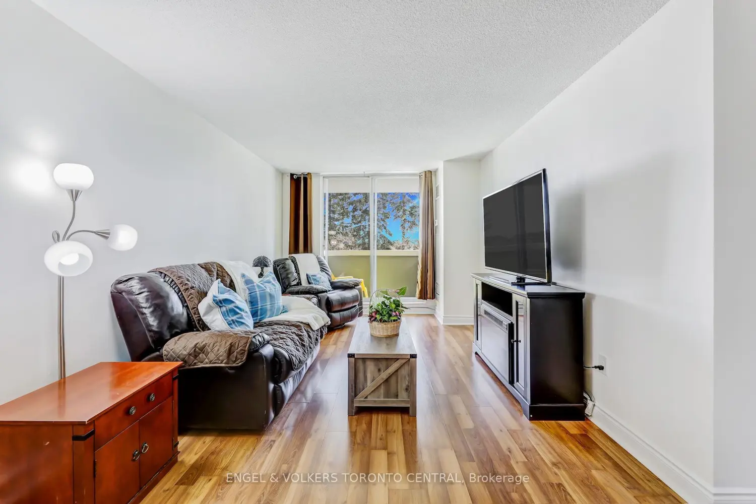 Additional image 6 of 15 Sewells Road 207