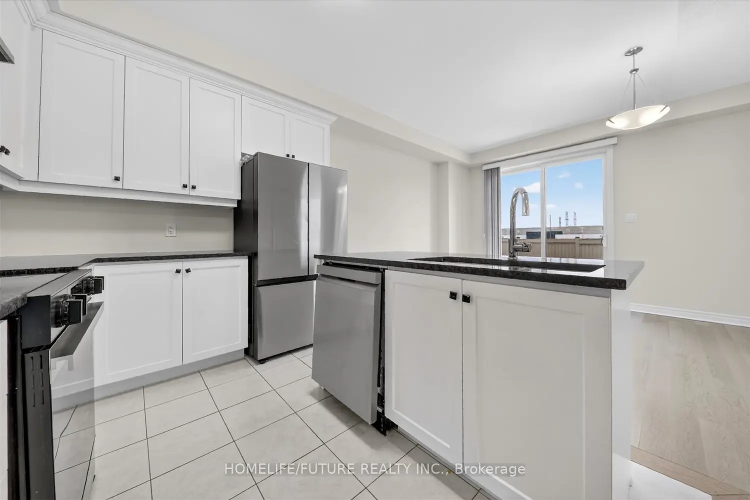 Additional image 19 of 180 Mumbai Drive