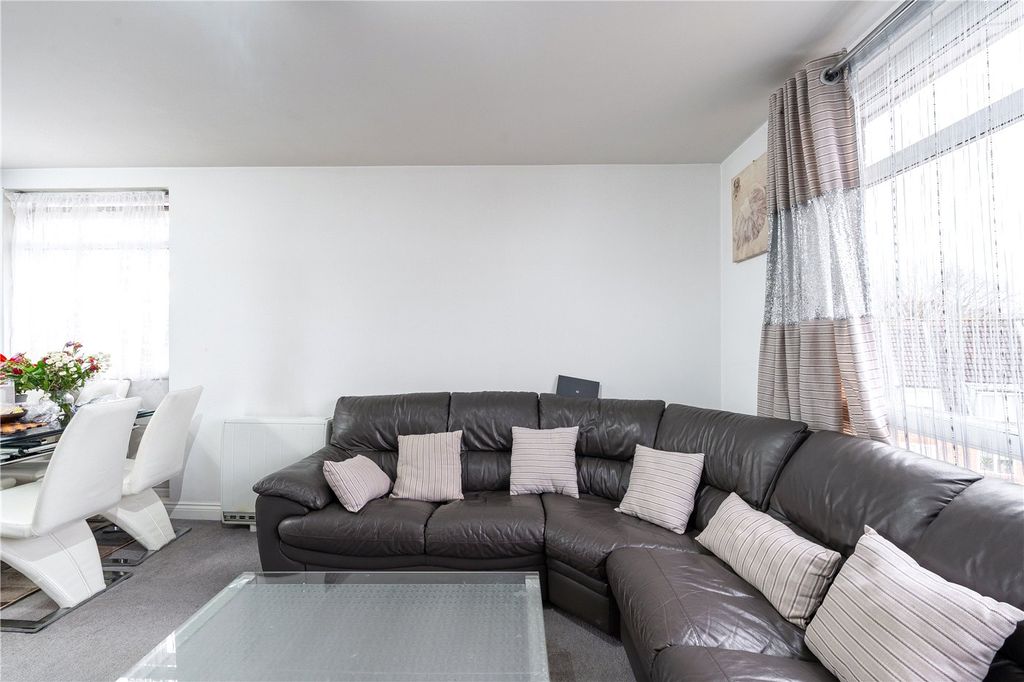 Additional image 8 of 2 bed flat for saleBeechcroft Manor, Weybridge, Surrey KT13